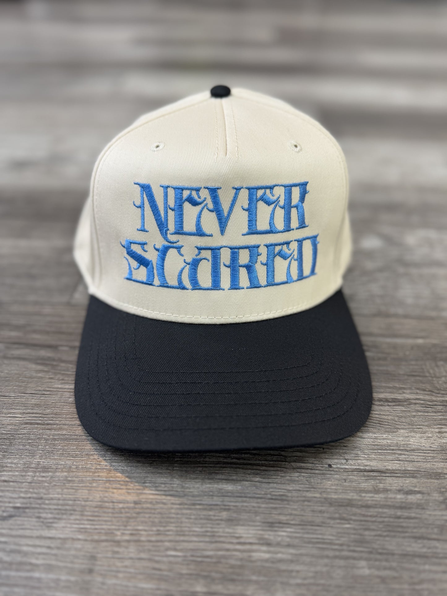 Blue/bone snap back